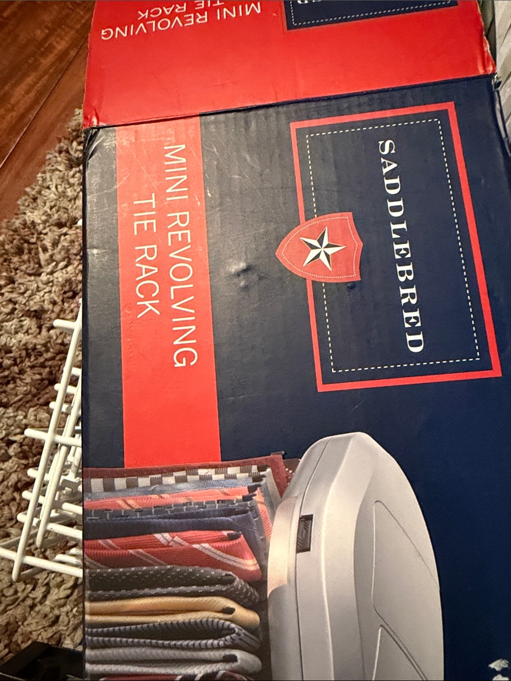 Mini Revolving Tie Rack - Picture 2 of 5